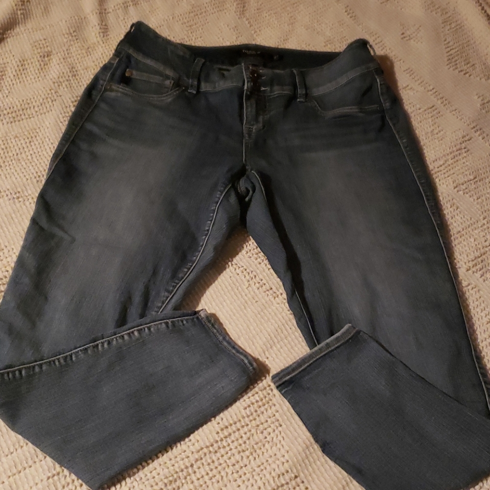 TORRID Jean's - Picture 2 of 8